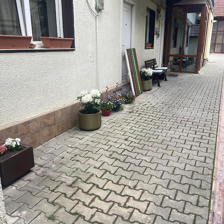 Rami House Central Double Rooms Brasov Ngoại thất bức ảnh