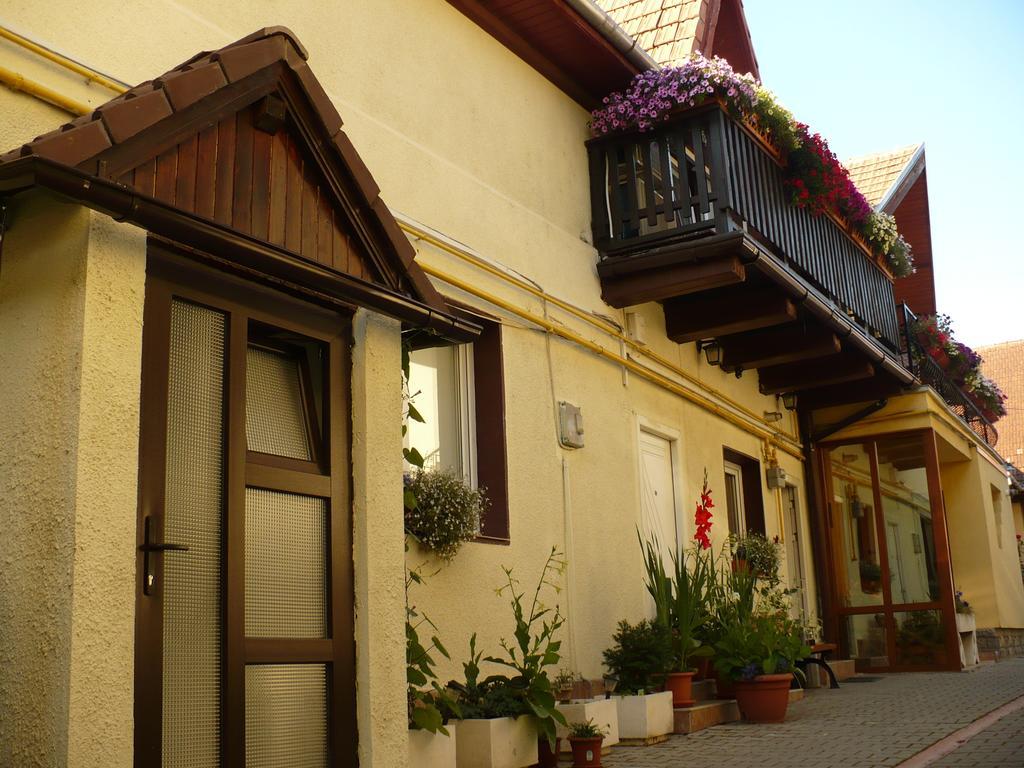Rami House Central Double Rooms Brasov Ngoại thất bức ảnh