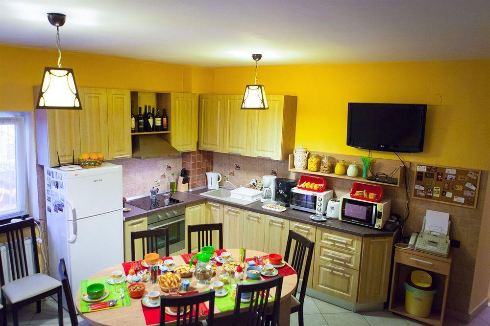 Rami House Central Double Rooms Brasov Ngoại thất bức ảnh