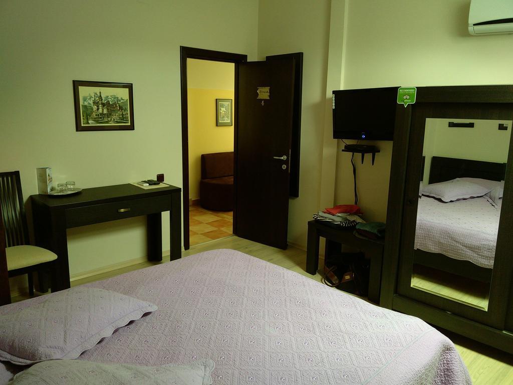 Rami House Central Double Rooms Brasov Phòng bức ảnh