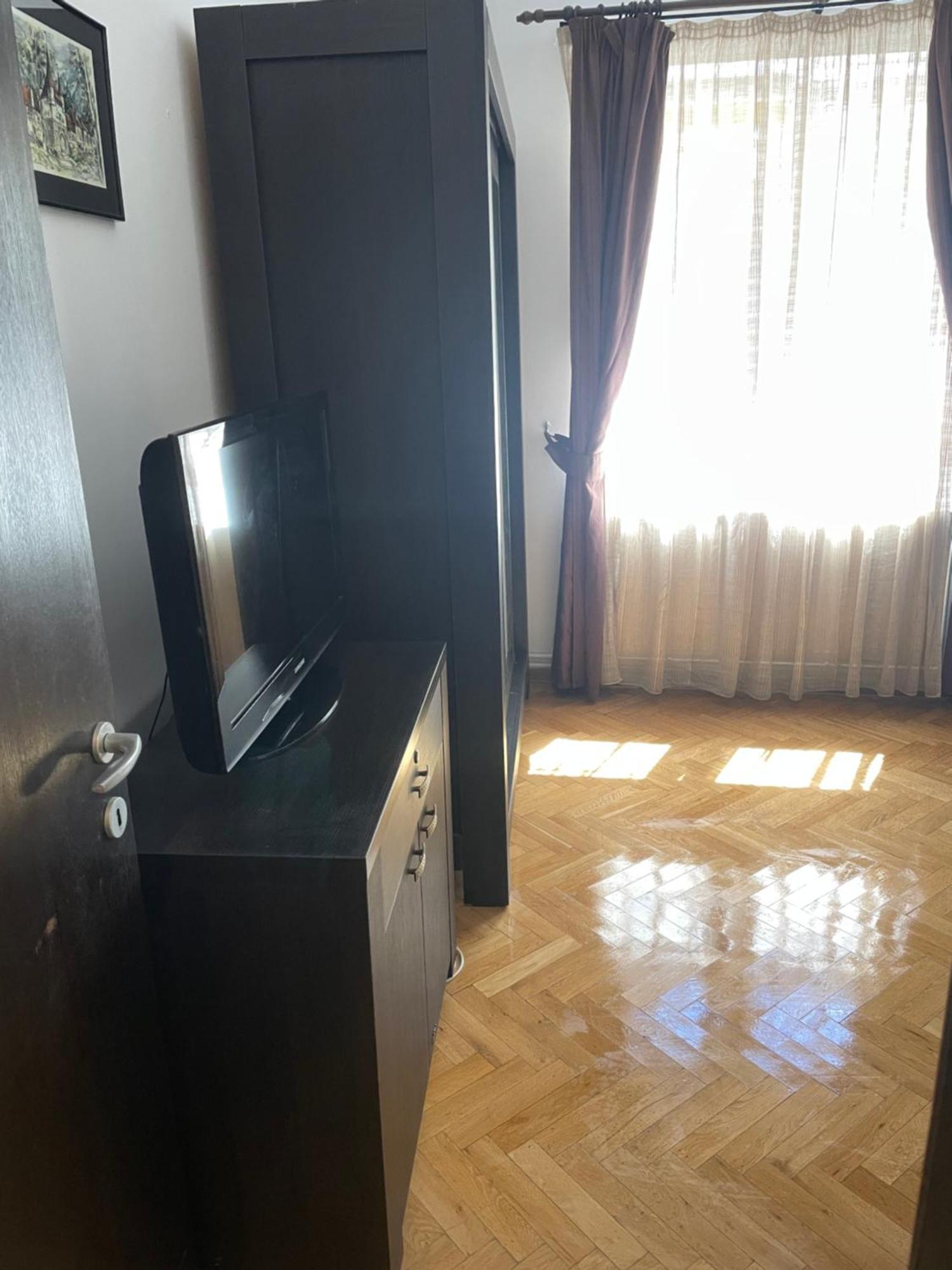 Rami House Central Double Rooms Brasov Ngoại thất bức ảnh