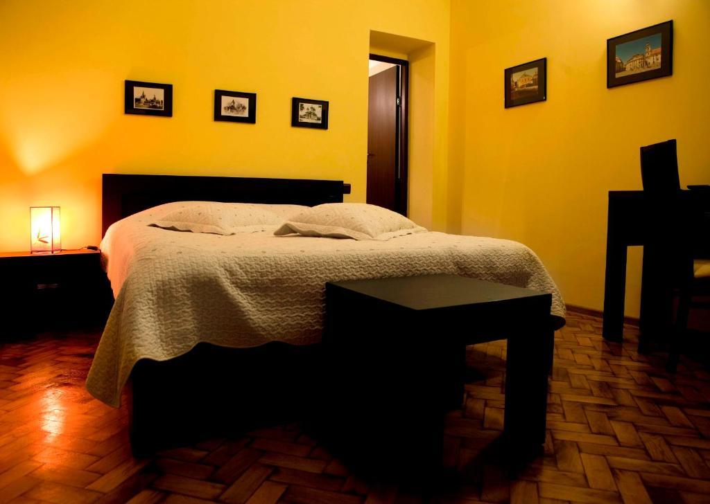 Rami House Central Double Rooms Brasov Phòng bức ảnh
